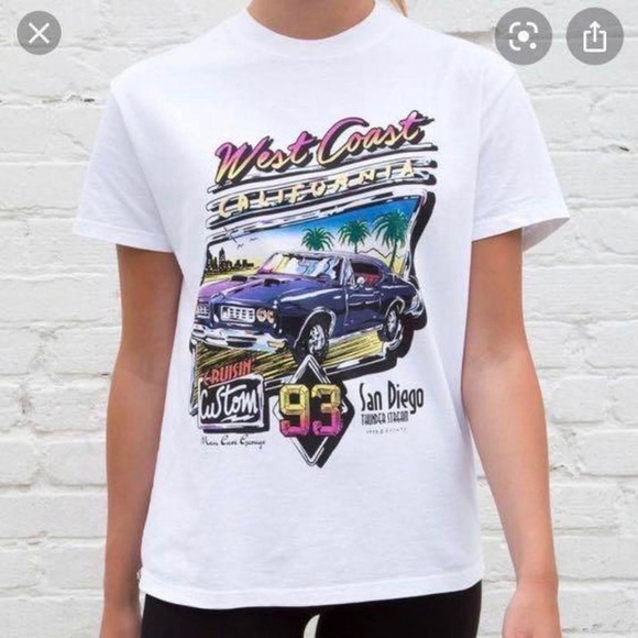 Brandy Melville Penelope west coast top - Picture 1 of 1